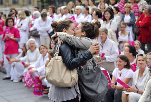 baiser de marseille , baiser 2.0 , LGBT , mariage gay , Alliance Vita