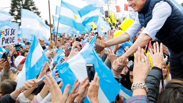 Argentine : le péroniste Alberto Fernandez favori de la présidentielle