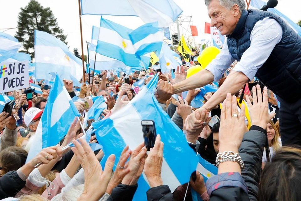 Argentine : le péroniste Alberto Fernandez favori de la présidentielle