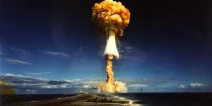 test nucleaire americain colorise