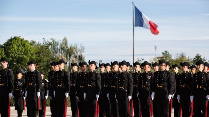 Entraînement avec des robots et Spot pour l’armée française