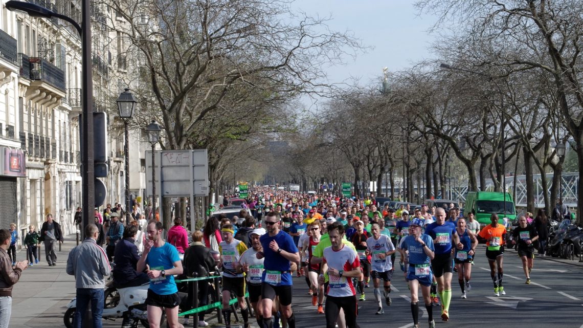 Le robot Spot au semi-marathon de Paris