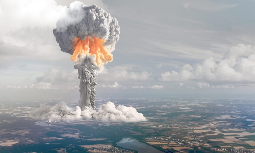 ex-patron google ia bombe nucleaire