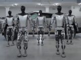 robot Tesla Optimus Eve